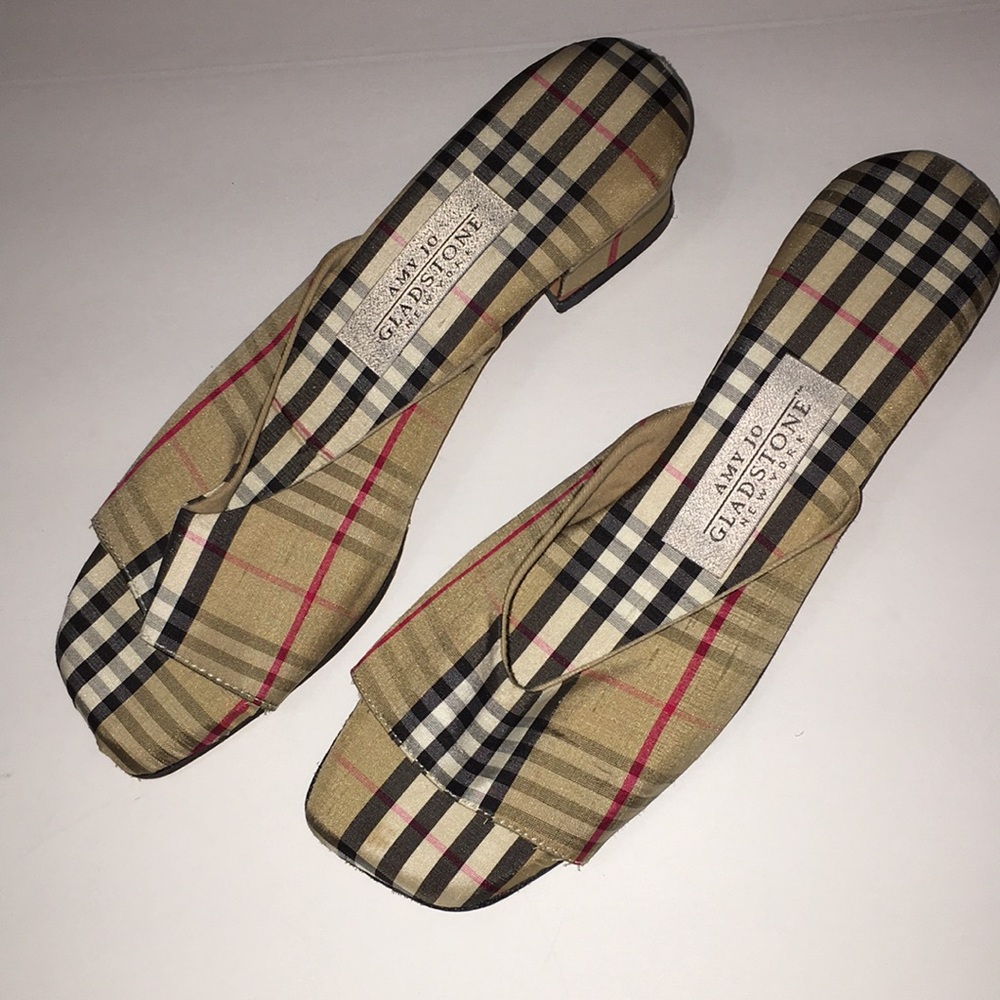 Amy Jo Gladstone Natural beige and White and black and red Slide Sandals -
